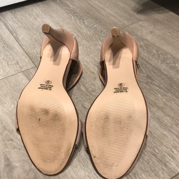 Vegan Strappy nude heels - Picture 5 of 6